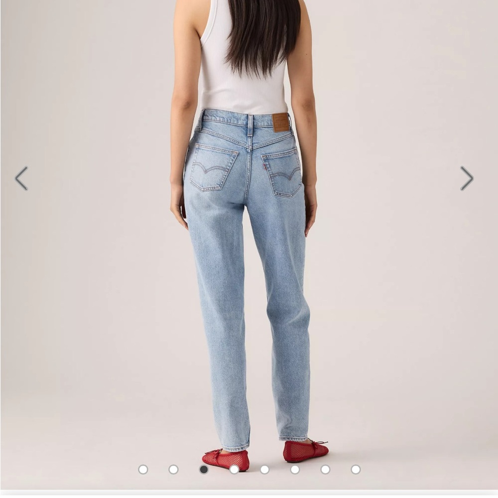 Levi’s 80s mom Jean - Picture 2 of 6